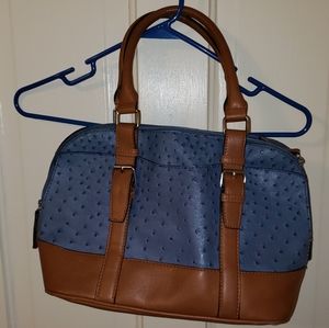 Kelly and Katie purse